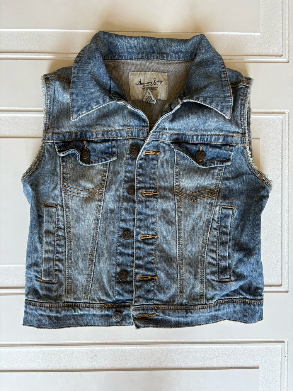American Rag Sleeveless Denim Vest Size Medium
